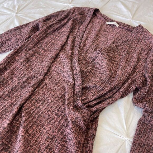 Reborn J Faux Wrap Front Pink and Black Burnout Long Sleeve Top Size Large - Picture 3 of 8